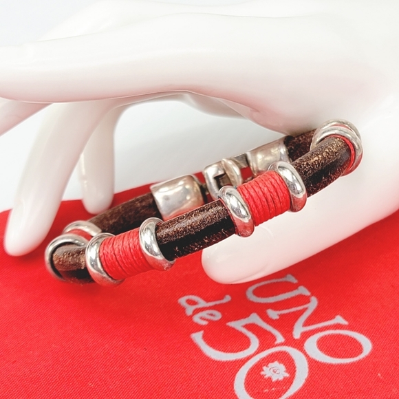 Uno De 50 "Arcoiris" Red Spool Bracelet - Picture 1 of 10